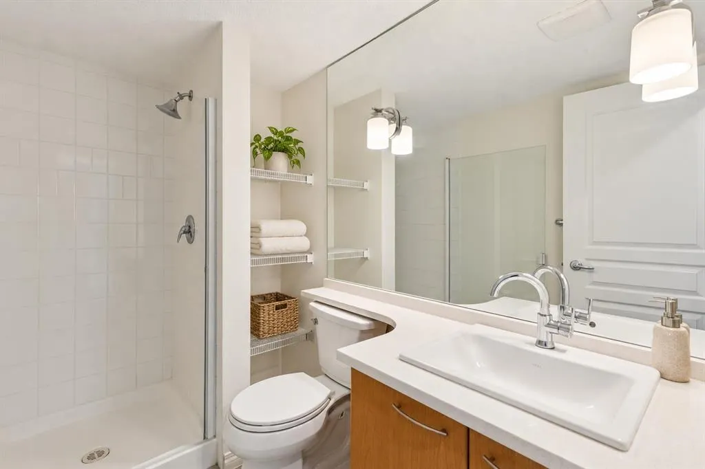 22 Richard Place SW #340