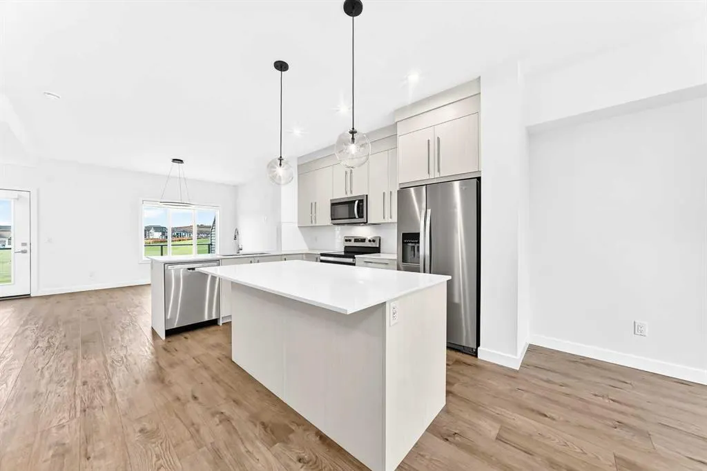 343 Creekside Boulevard SW