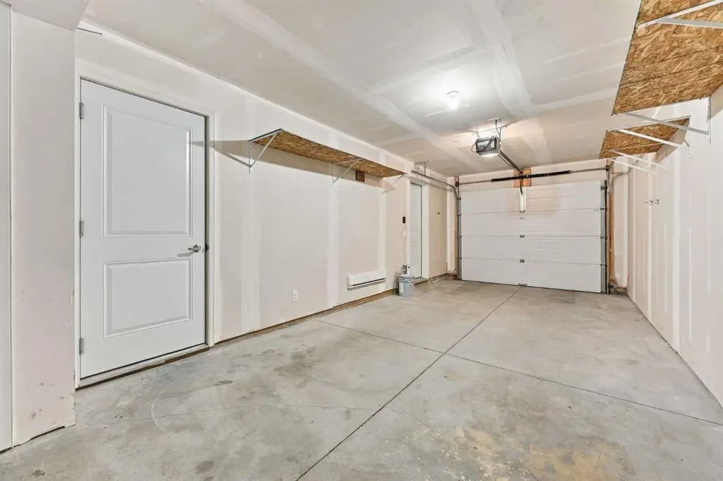 32 Horseshoe Crescent #1604