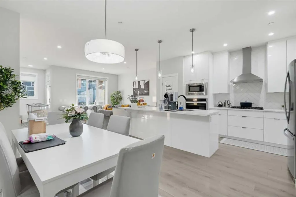 341 Calhoun Common NE