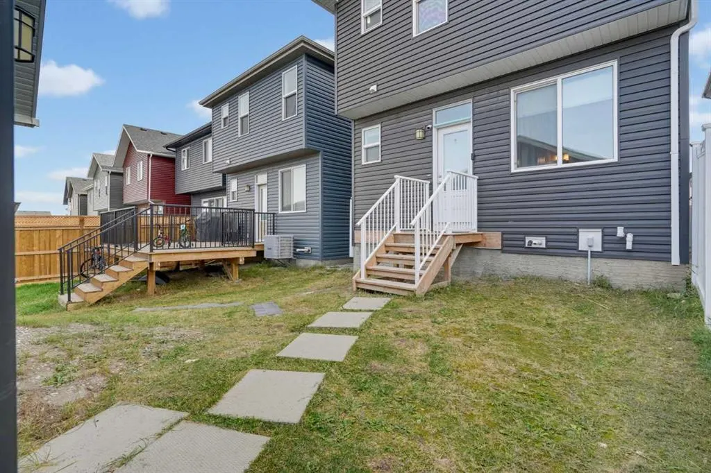 341 Calhoun Common NE