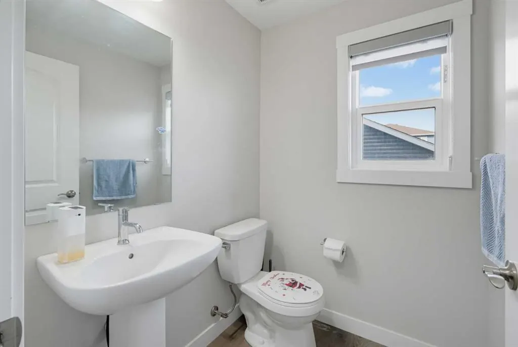 341 Calhoun Common NE