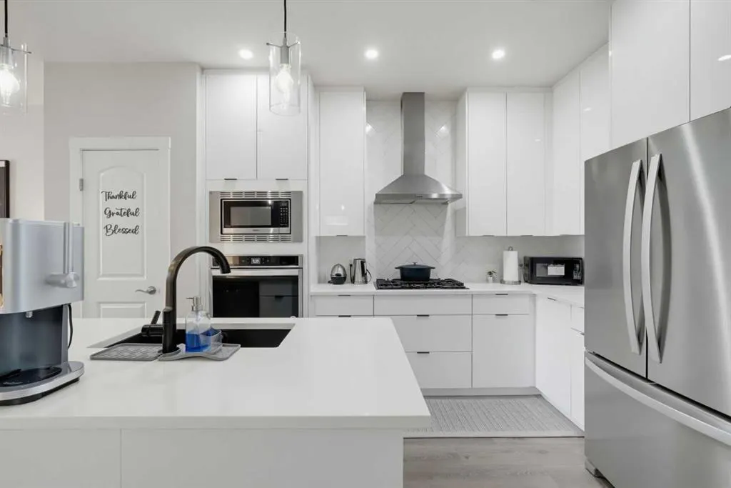 341 Calhoun Common NE