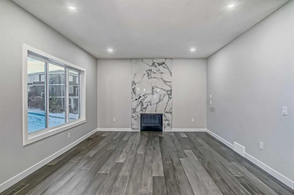 78 Baysprings Gardens SW