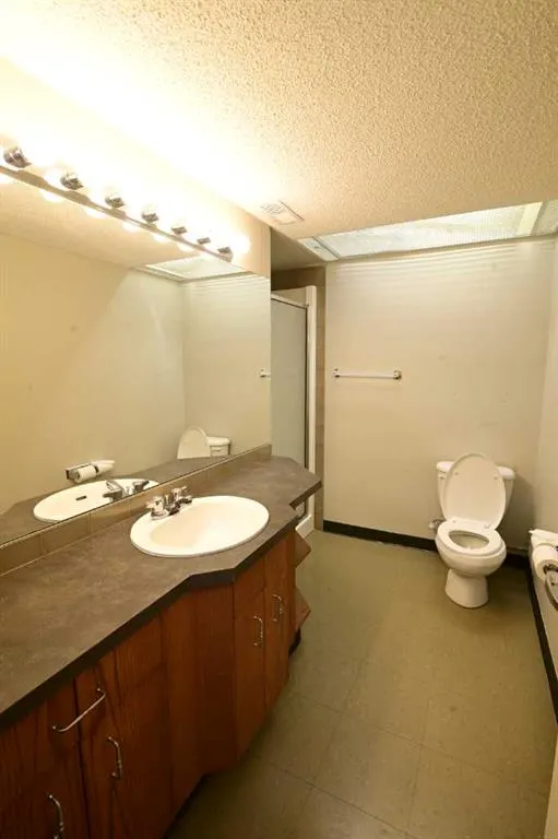 2115 Sirocco Drive SW ##200