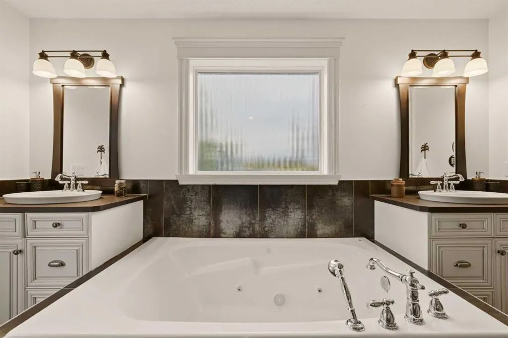 68 Auburn Sound Terrace SE