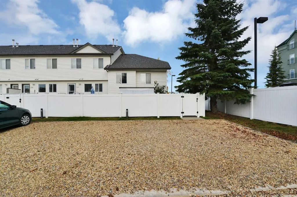 332 Drummond Avenue
