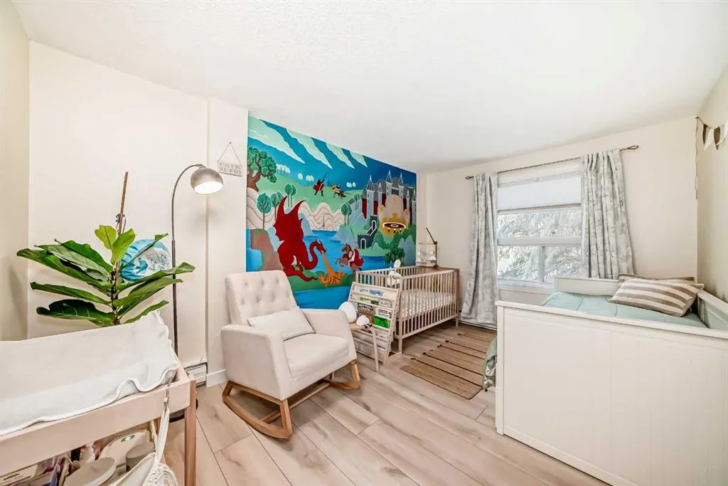 520 Cedar Crescent SW #202