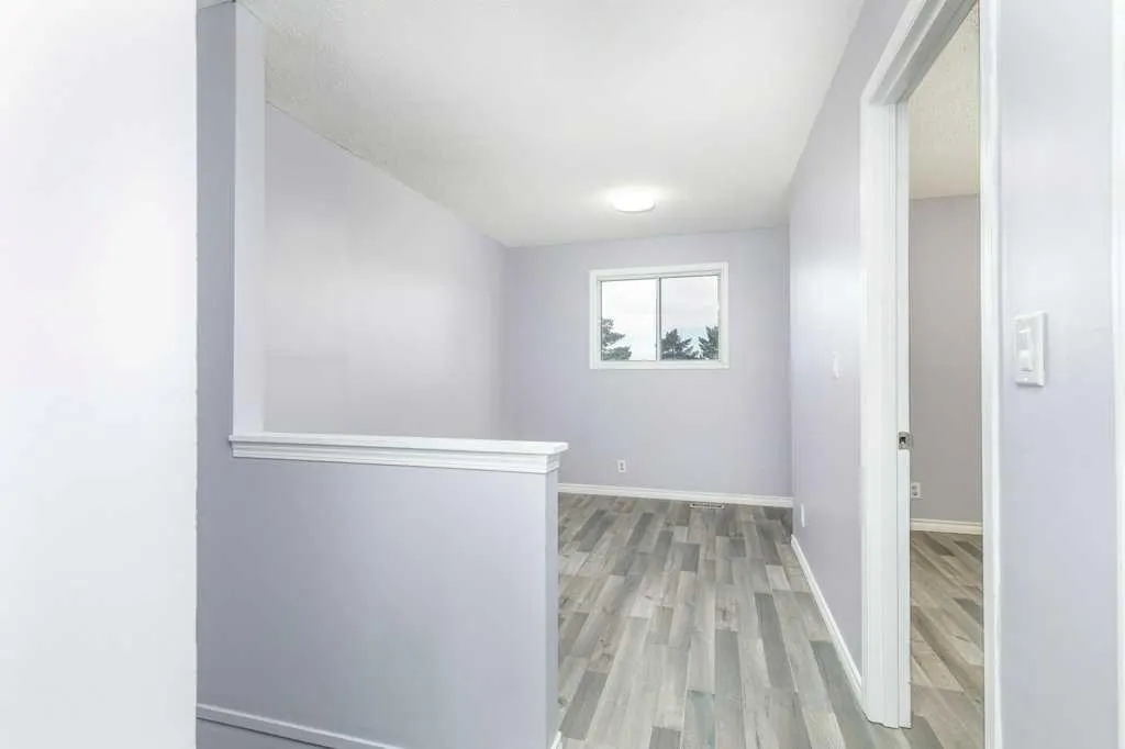 16C Manning Street