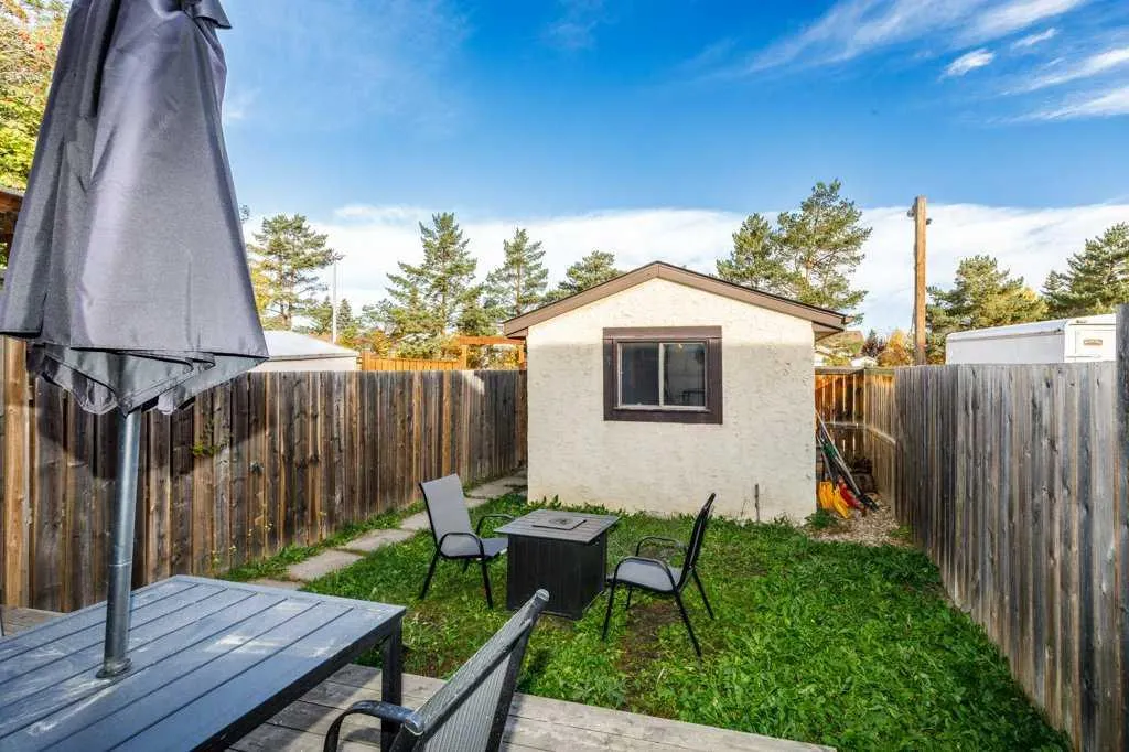 16C Manning Street