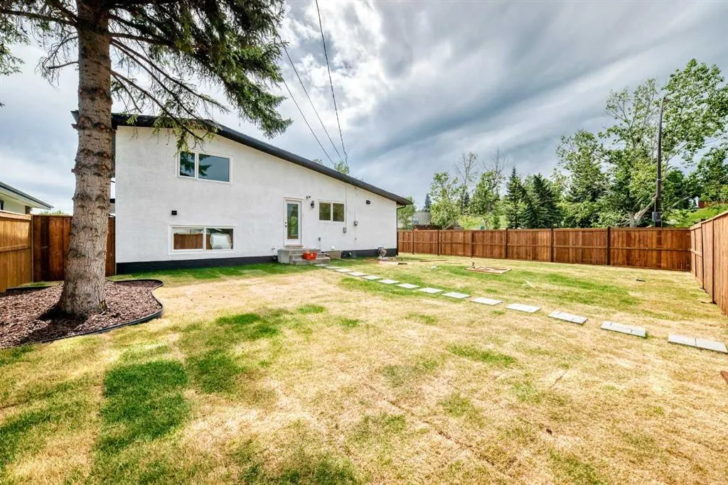 1204 Lake Sylvan Drive SE