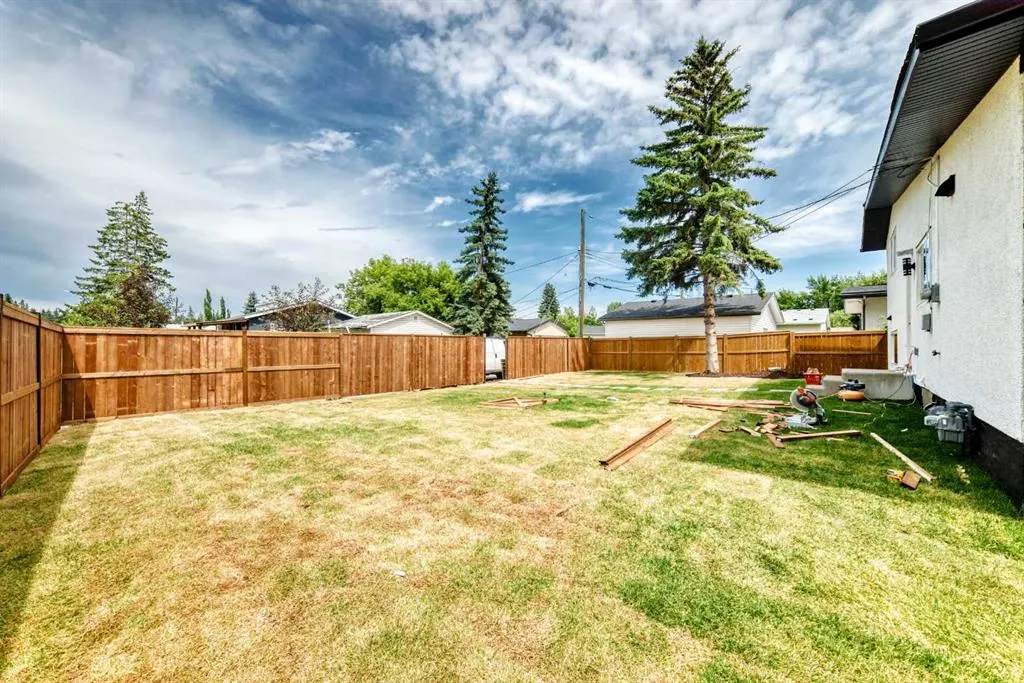 1204 Lake Sylvan Drive SE