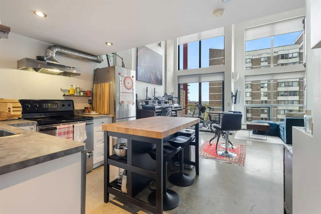 535 8 Avenue SE #605