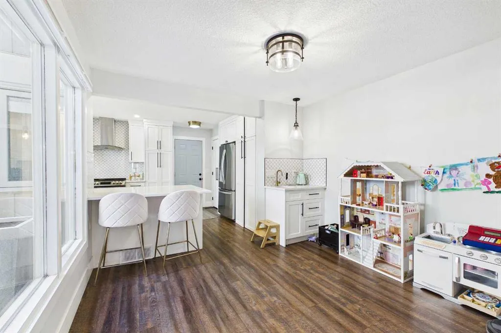 20 Midpark Crescent SE #252
