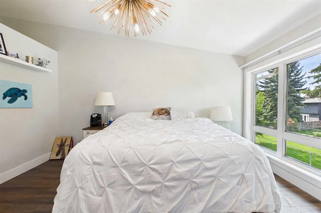 20 Midpark Crescent SE #252