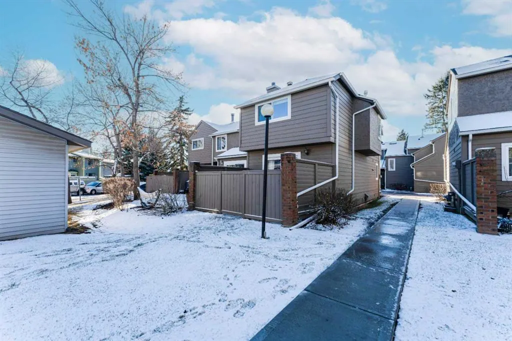 829 Coach Bluff Crescent SW #1101