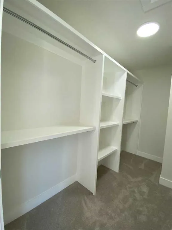 707 Mandalay Avenue NW