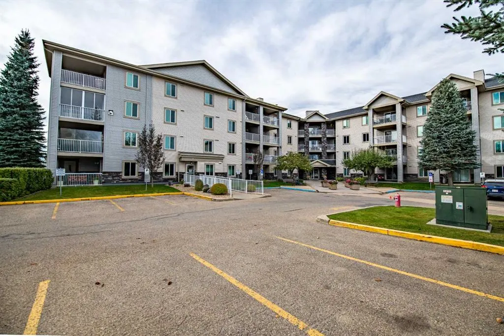 60 Lawford Avenue #316