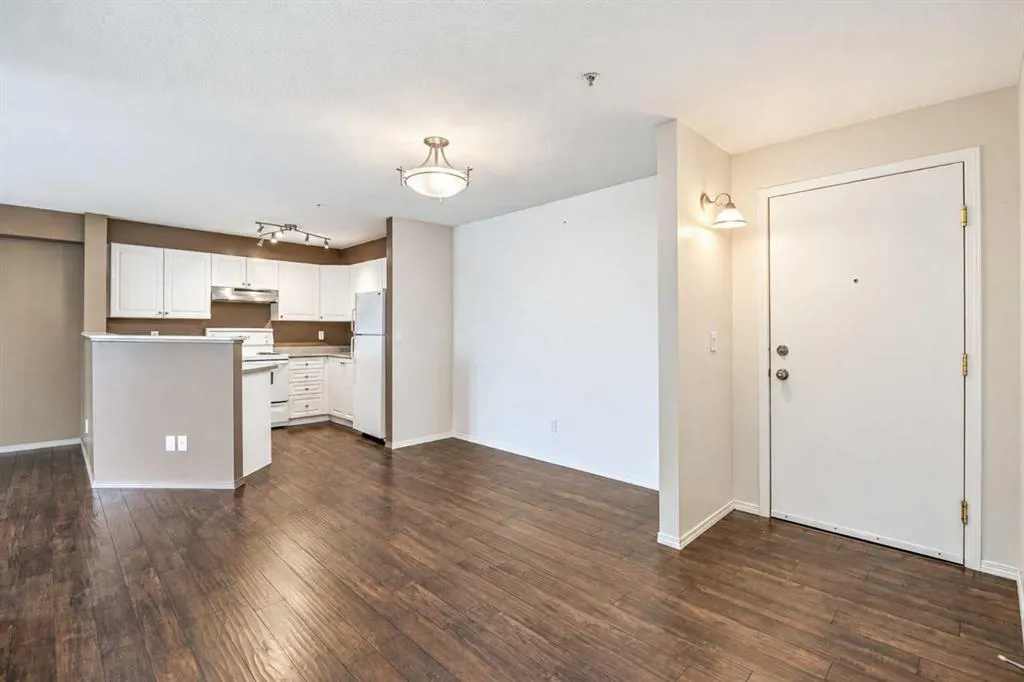 60 Lawford Avenue #316
