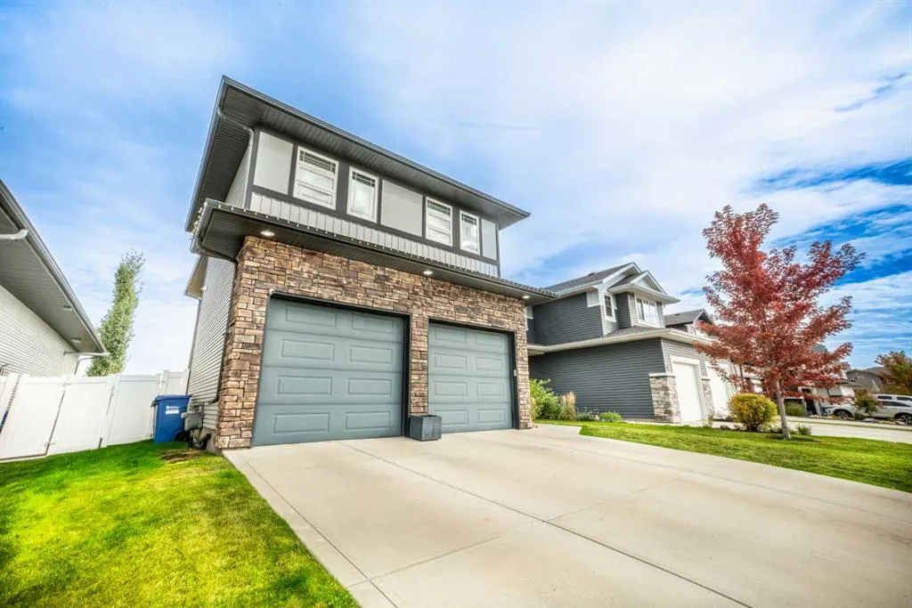 63 Truant Crescent