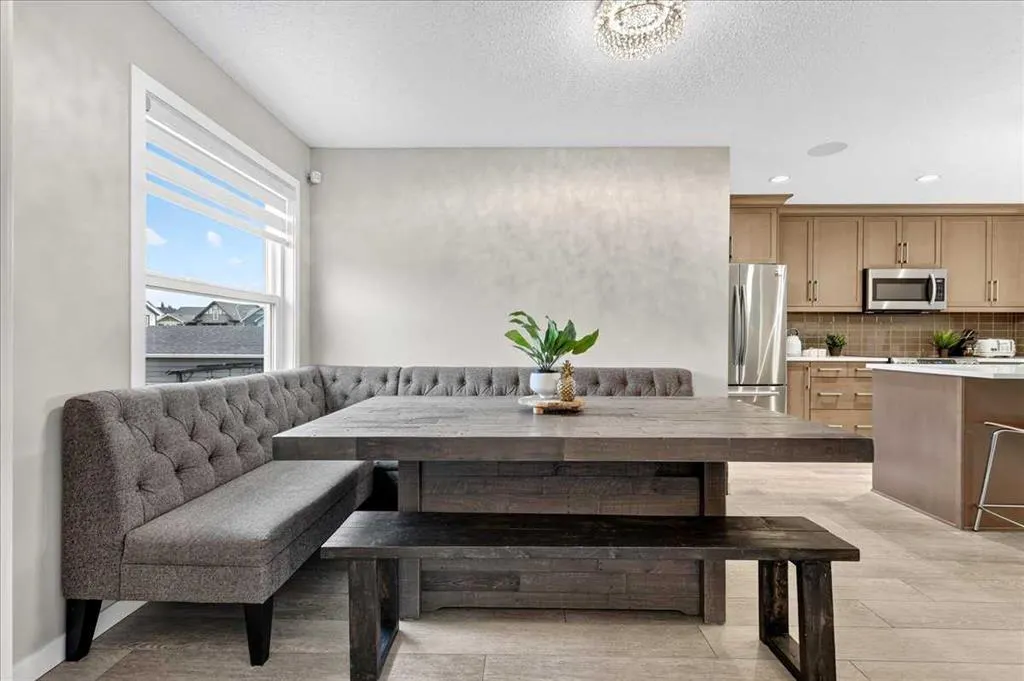 25 Masters Street SE