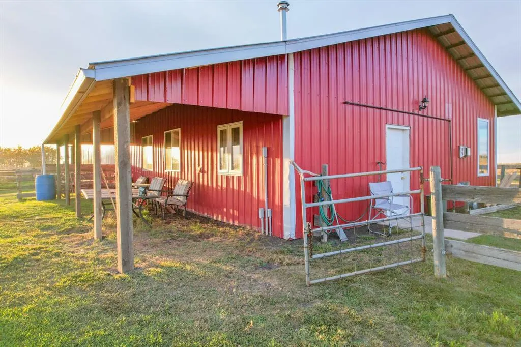 42246 Range Road 220