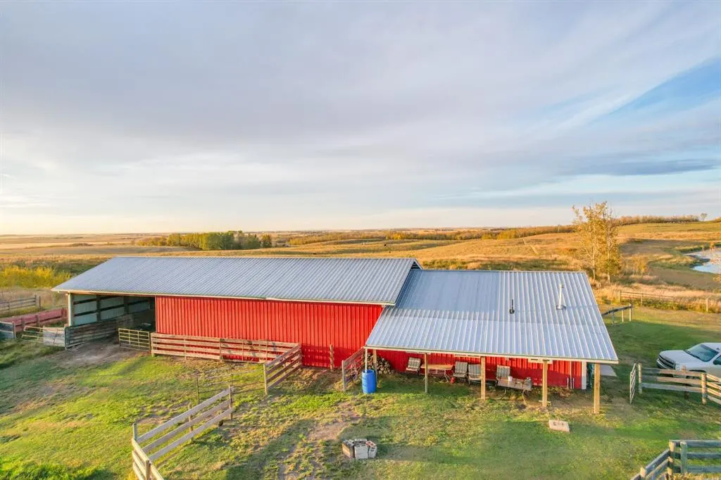 42246 Range Road 220