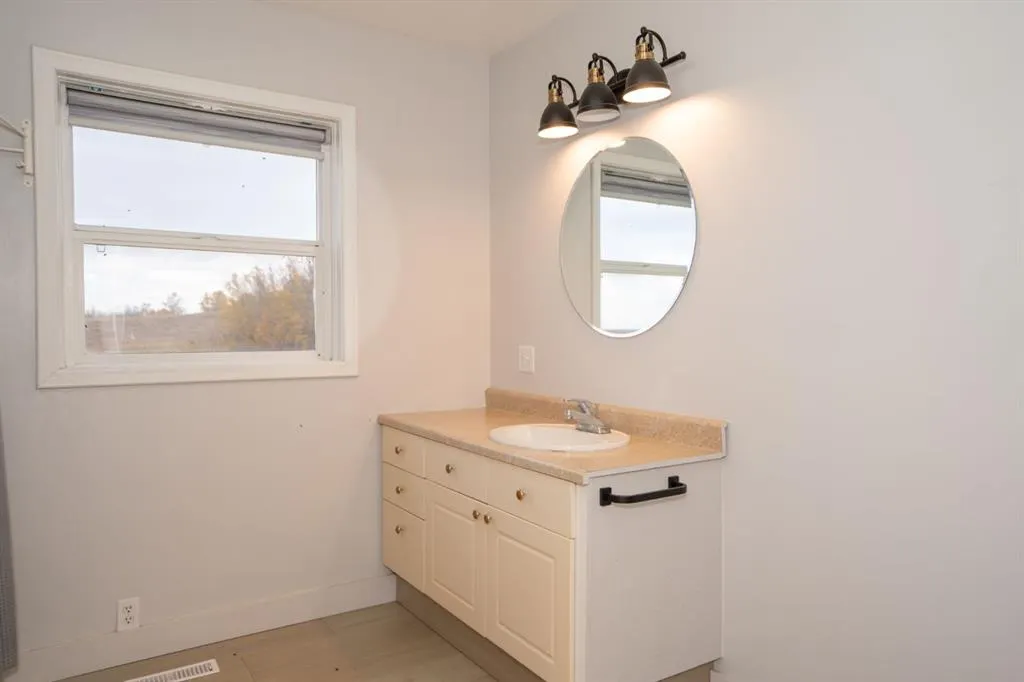 42246 Range Road 220