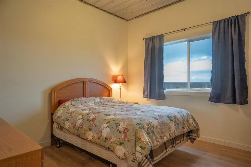 42246 Range Road 220