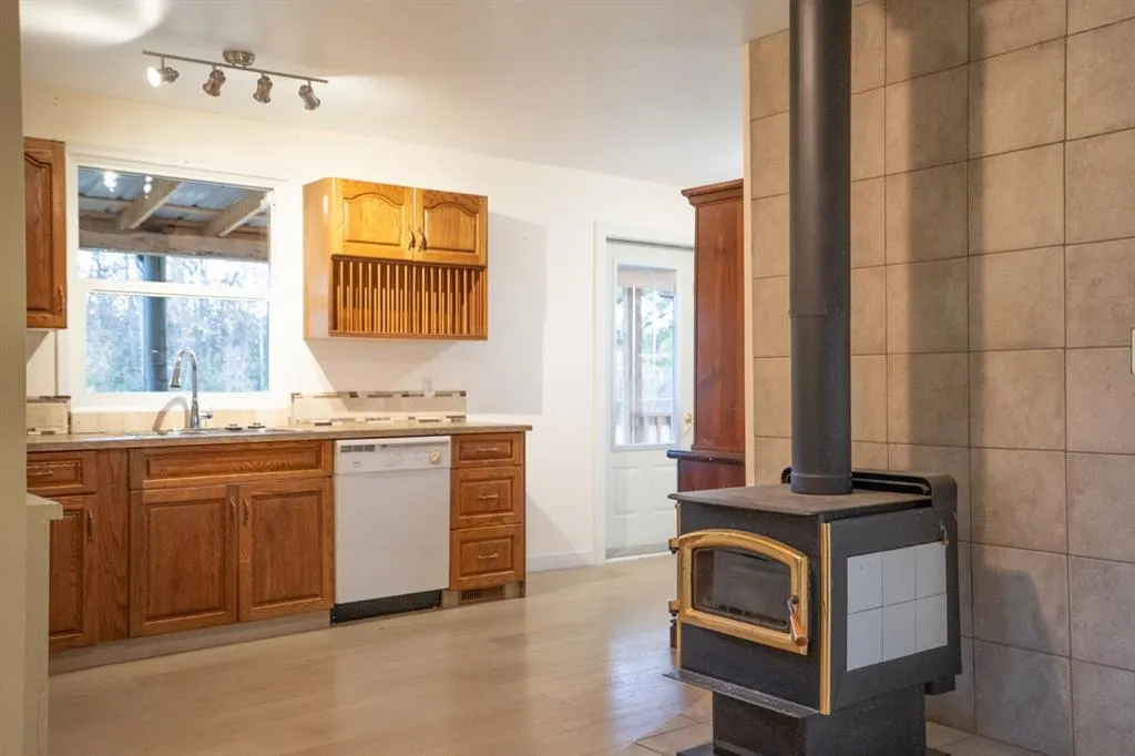 42246 Range Road 220