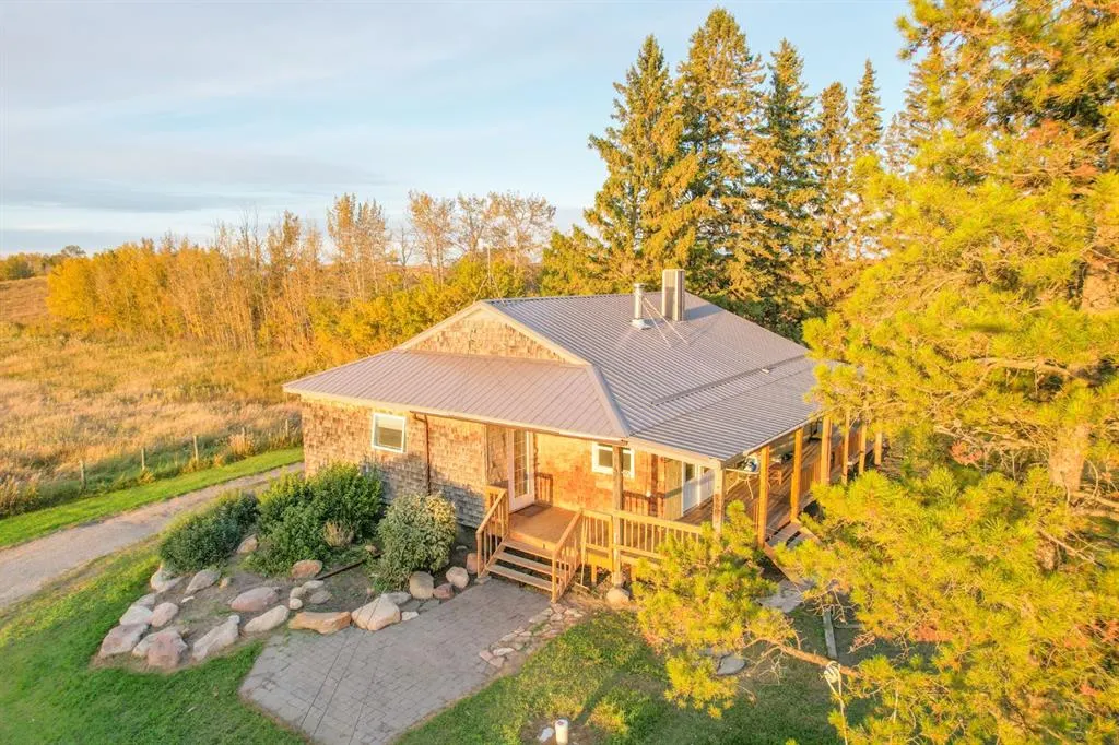 42246 Range Road 220