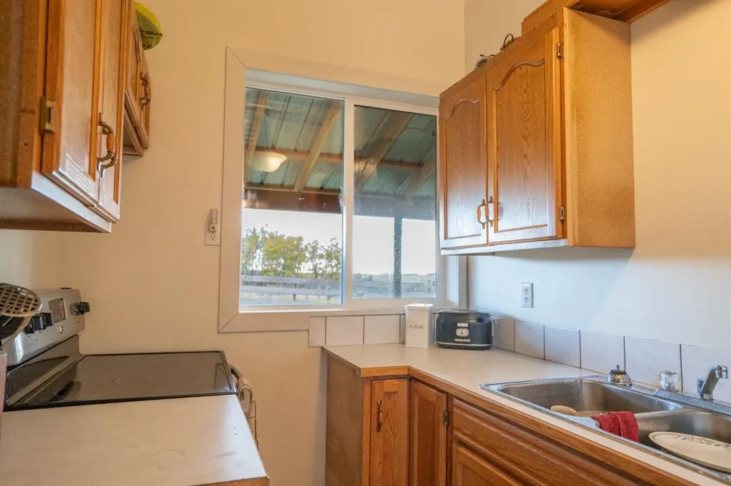 42246 Range Road 220