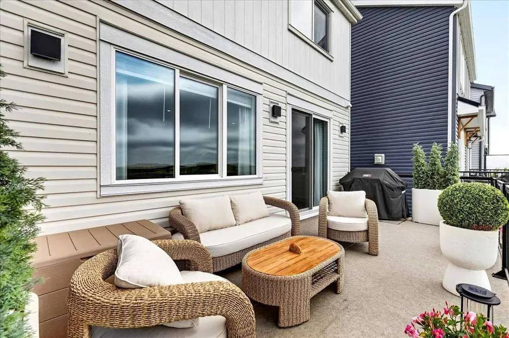 90 Savoy Landing SE