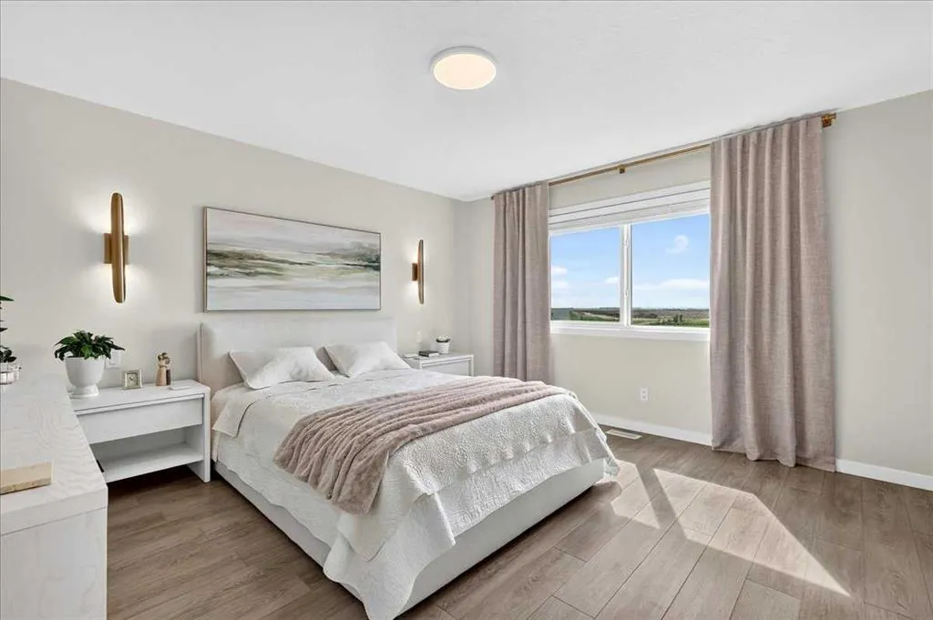 90 Savoy Landing SE