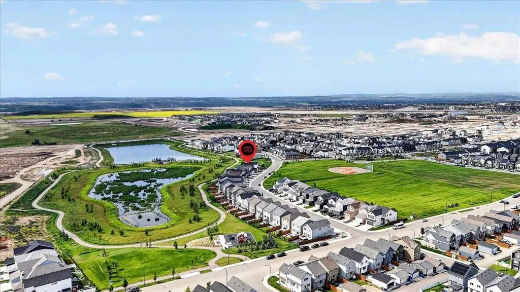 90 Savoy Landing SE