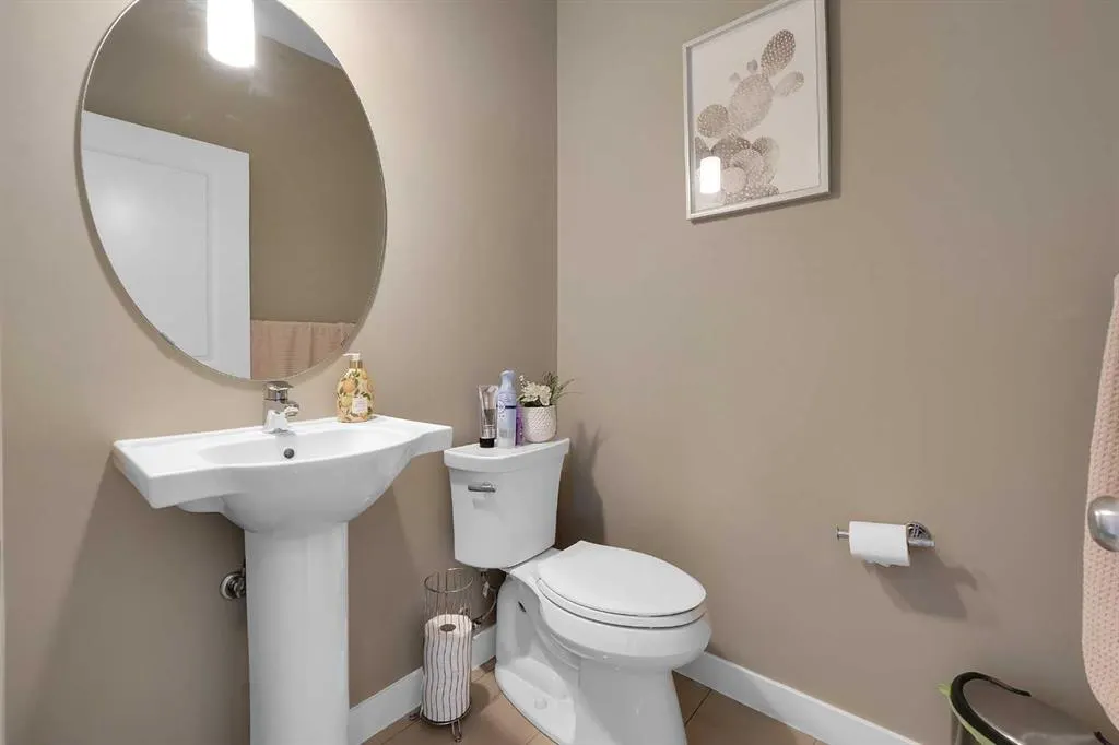 222 Bayside Loop SW