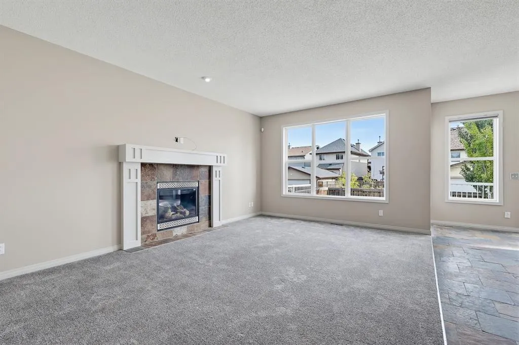 151 Copperfield Common SE