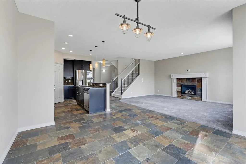 151 Copperfield Common SE