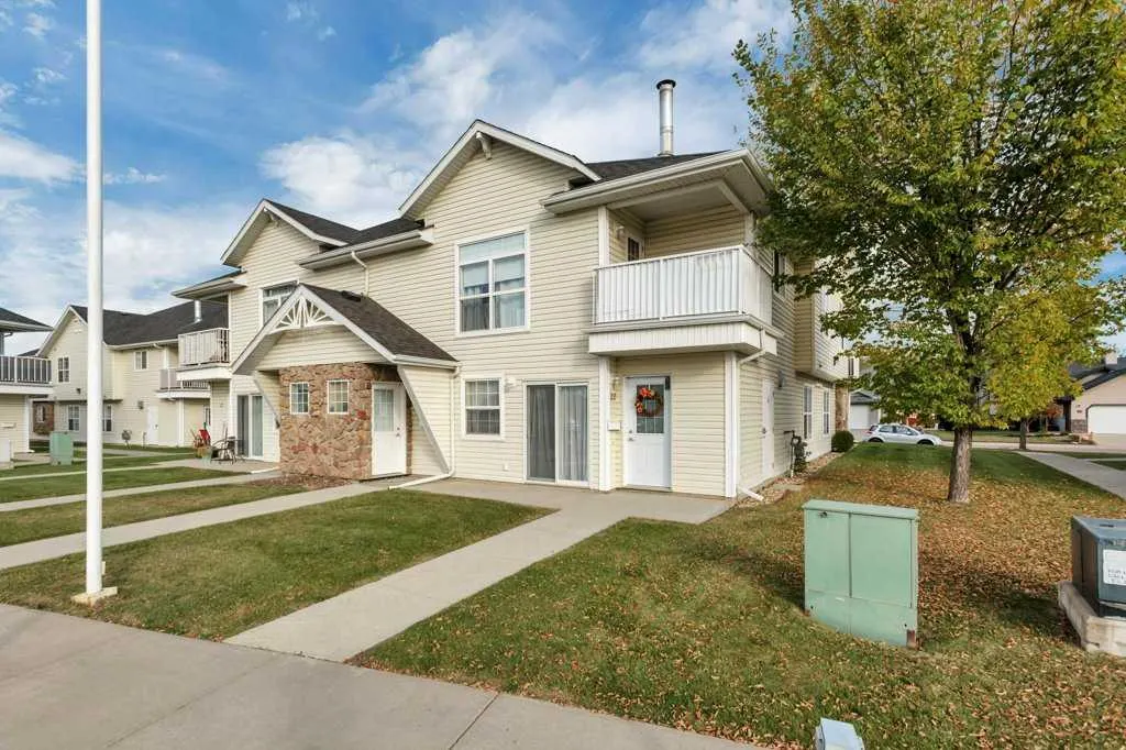 33 Jennings Crescent #22