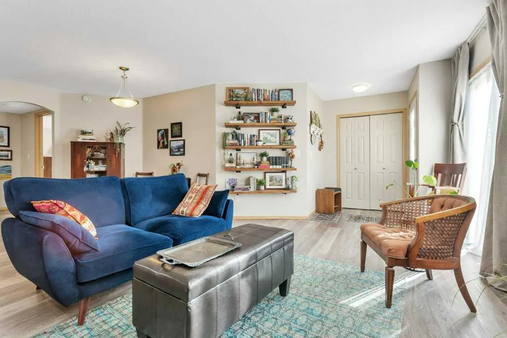 33 Jennings Crescent #22