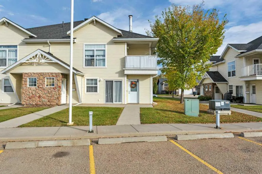 33 Jennings Crescent #22
