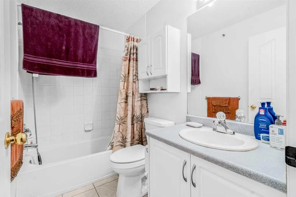 3308 Valleyview Park SE #308