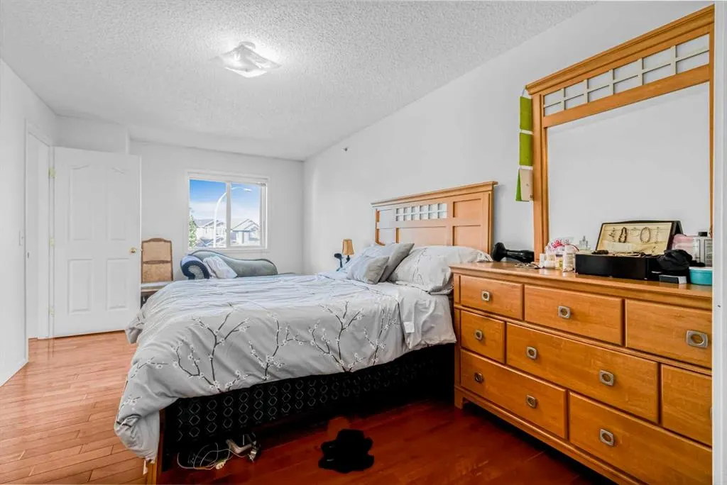 3308 Valleyview Park SE #308