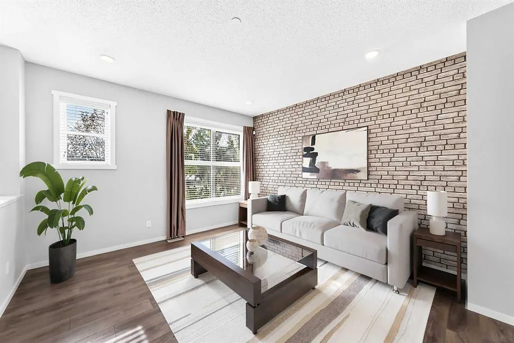 154 Livingston Avenue NE