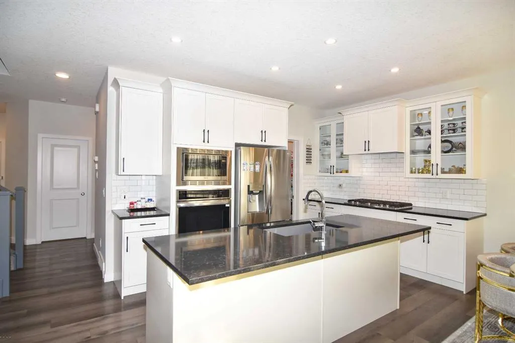 160 BELVEDERE Drive SE