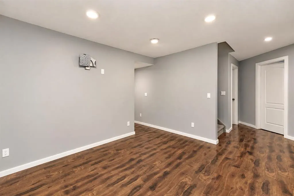 123 Wiley Crescent