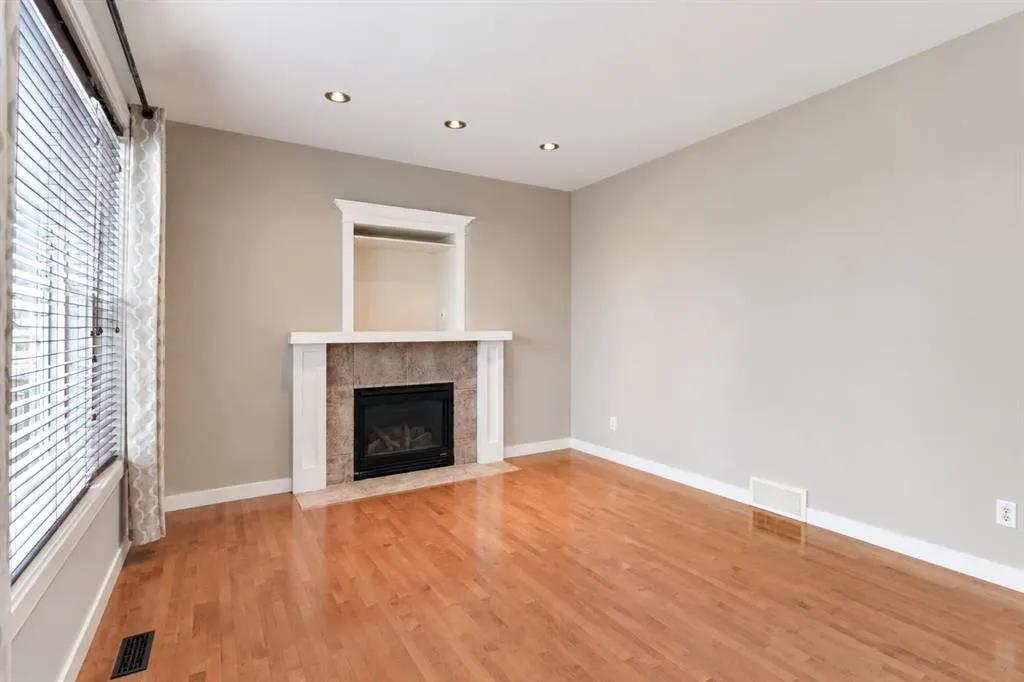 123 Wiley Crescent