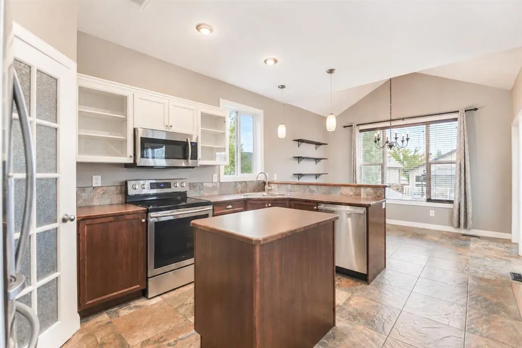 123 Wiley Crescent