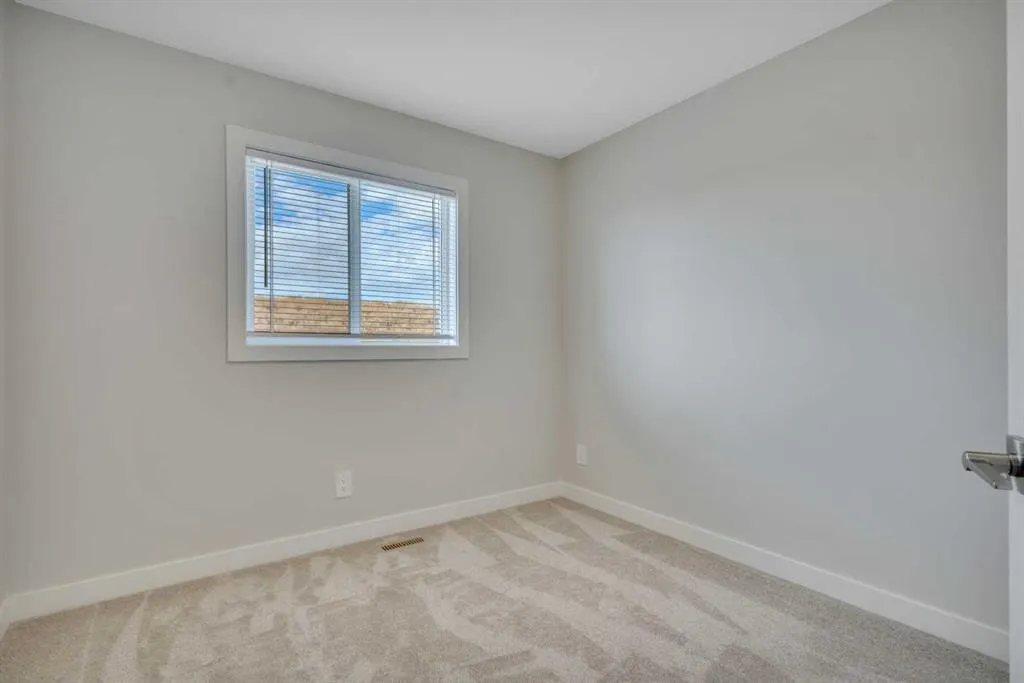 129 Gray Close
