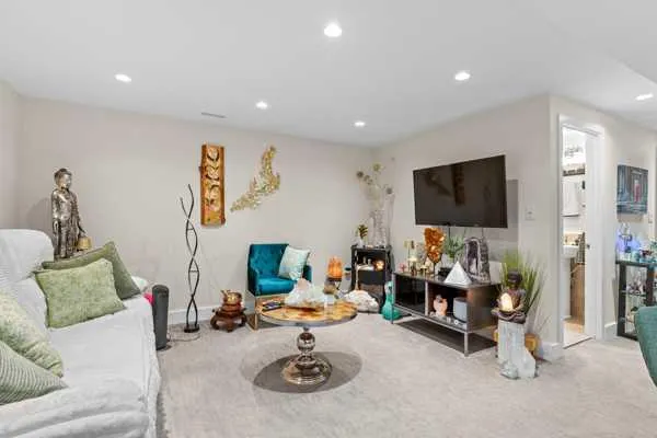 172 Woodhaven Drive